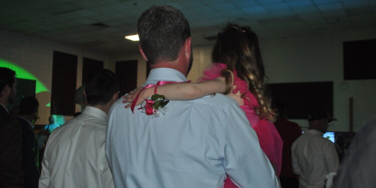 A Night of Magic and Memories: Monroe County’s Daddy-Daughter Dance